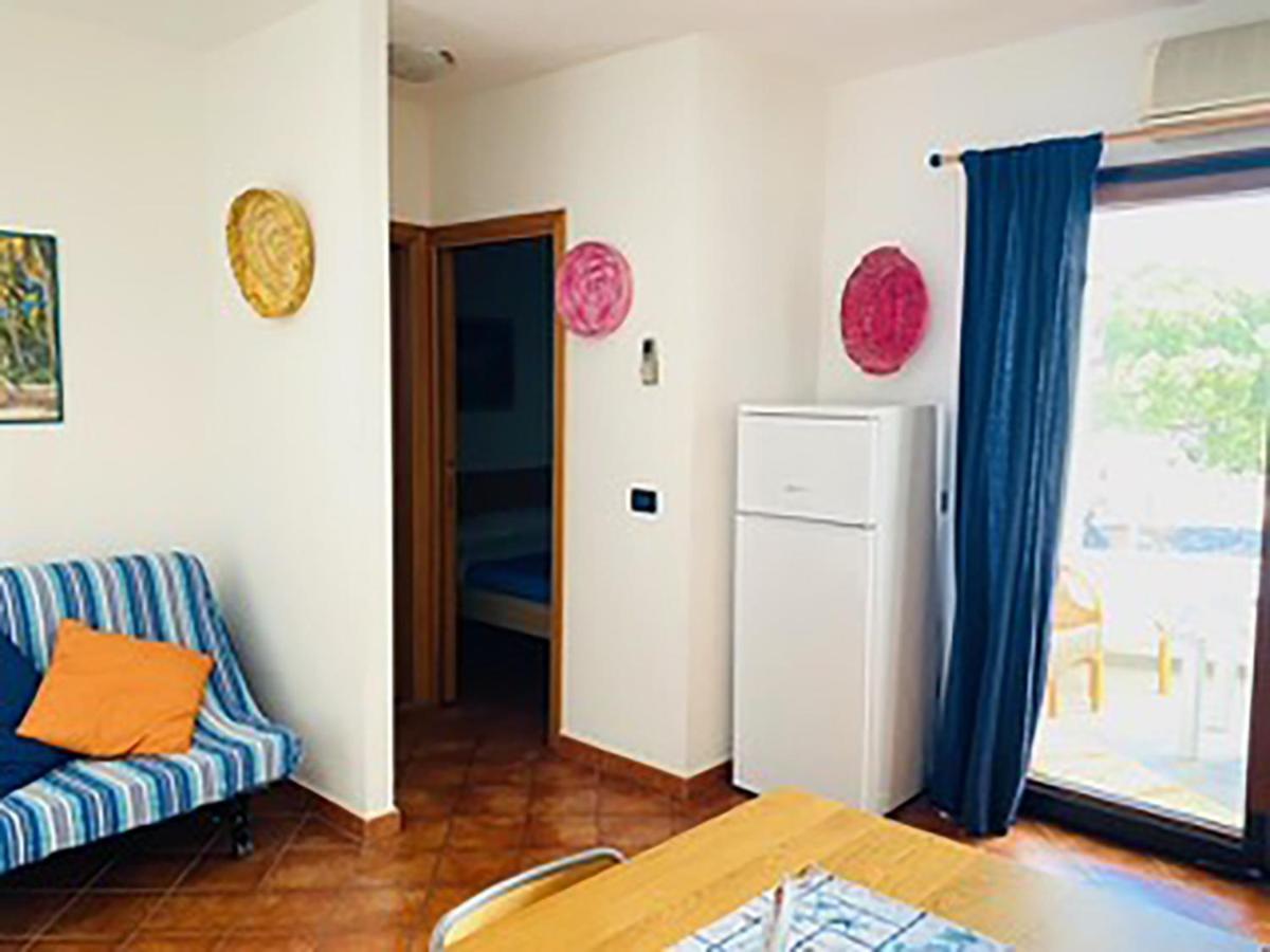 Апарт отель Le Residenze Blu Sardinia Ла-Калетта Экстерьер фото