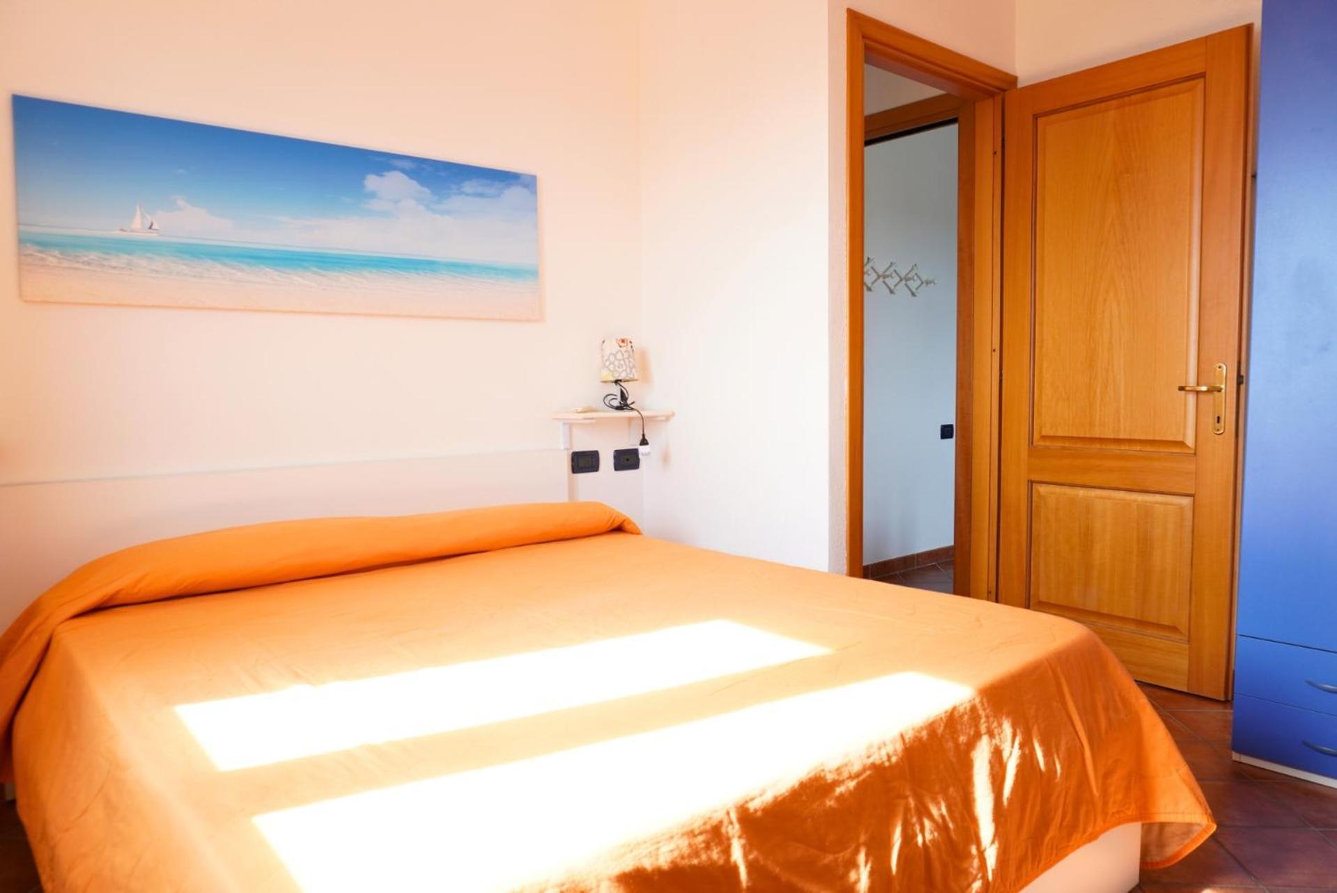 Апарт отель Le Residenze Blu Sardinia Ла-Калетта Экстерьер фото